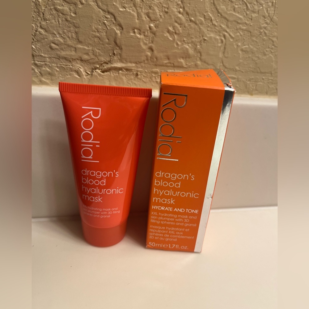 2/$20 Rodial Dragon’s Blood Hyaluronic Mask